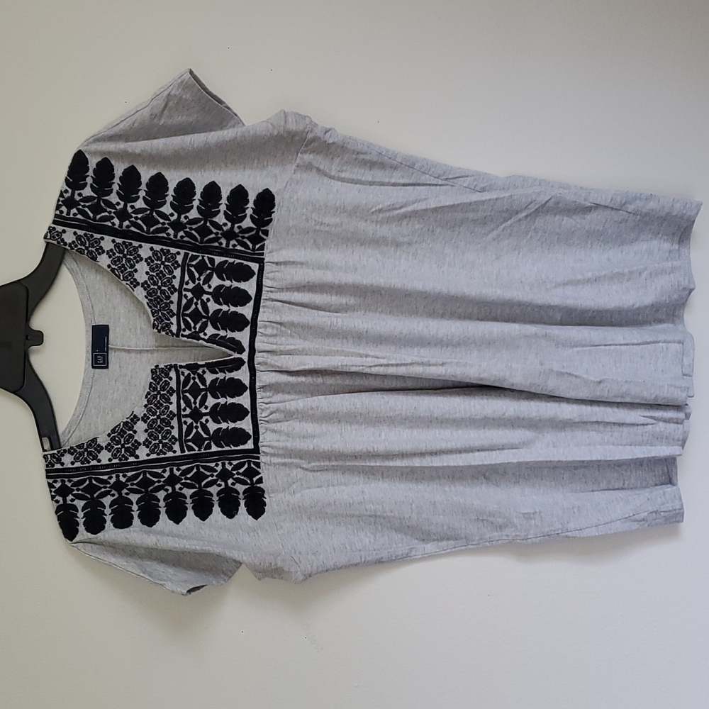 Grey oversized tee-shirt